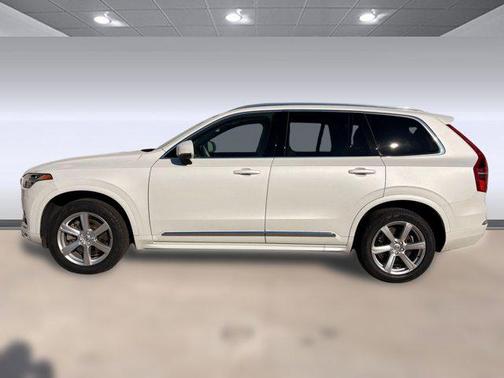 2024 Volvo XC90 B5 Core Bright Theme