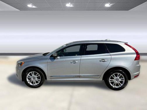 2016 Volvo XC60 T5 Drive-E Premier