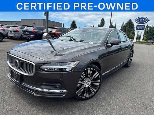 Platinum Grey 2023 Volvo S90 Plus