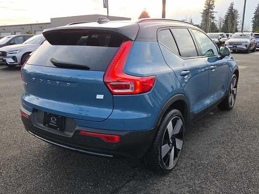 2023 Volvo XC40 Ultimate
