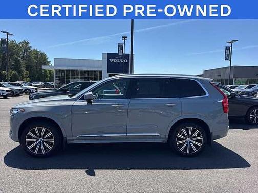 Vapour Grey 2025 Volvo XC90 Core