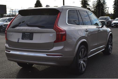 2024 Volvo XC90 Recharge Plug-In Hybrid T8 Plus Bright Theme 7 Passenger