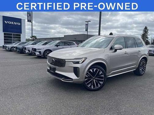 Bright Dusk 2025 Volvo XC90 Ultra