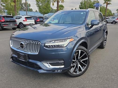 2023 Volvo XC90 B6 Plus 7-Seater