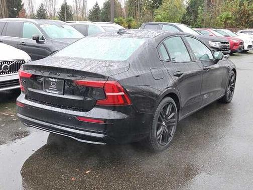 2023 Volvo S60 Plus