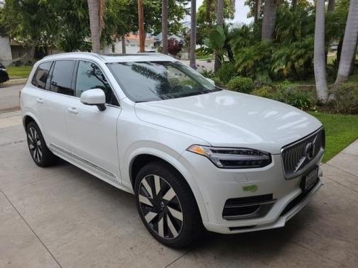 2023 Volvo XC90 Recharge Plug-In Hybrid Ultimate