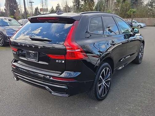 2023 Volvo XC60 Plus