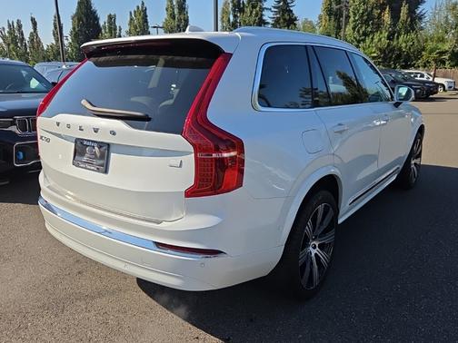 2023 Volvo XC90 Recharge Plug-In Hybrid T8 Plus Bright Theme 7 Passenger