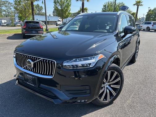 2023 Volvo XC90 B5 Core