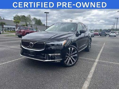 Onyx Black 2023 Volvo XC60 B5 Ultimate Bright Theme