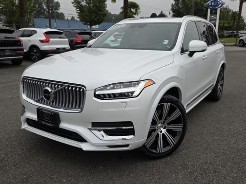 2022 Volvo XC90 Recharge Plug-In Hybrid T8 Inscription Extended Range 7P