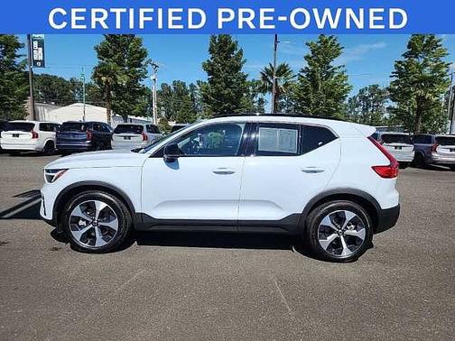 Cloud Blue 2026 Volvo XC40 Plus
