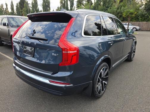 2025 Volvo XC90 B6 Plus 7-Seater
