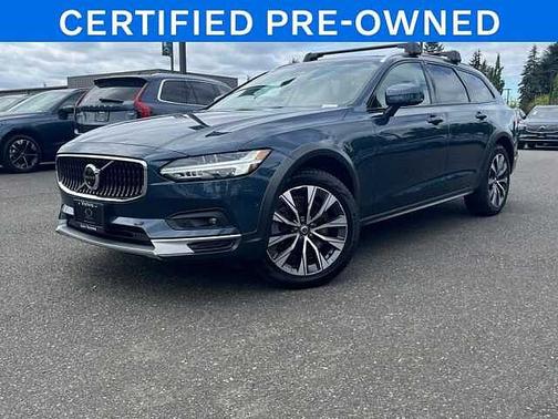 Denim Blue 2025 Volvo V90 Cross Country Plus