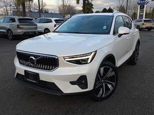 2024 Volvo XC40 Ultimate