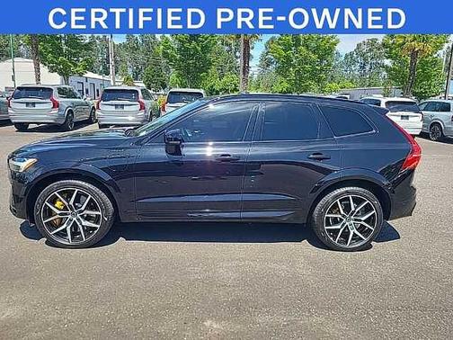 Onyx Black 2024 Volvo XC60 Polestar