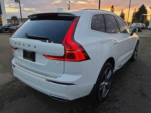 2021 Volvo XC60 T8 Inscription Expression