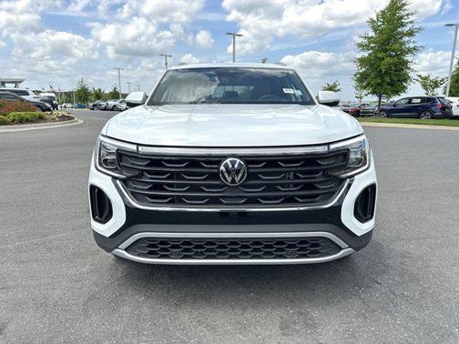 2024 Volkswagen Atlas Cross Sport 2.0T SE w/Technology 4MOTION