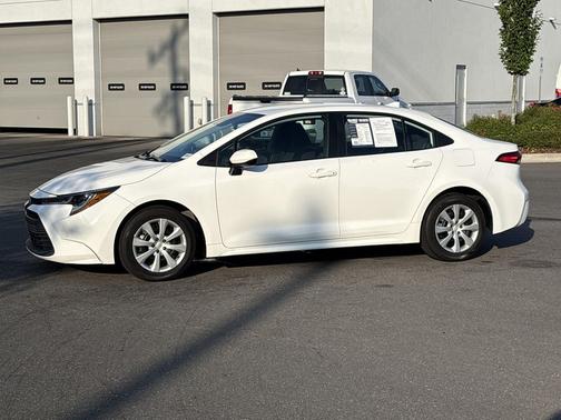 Ice Cap 2024 Toyota Corolla LE