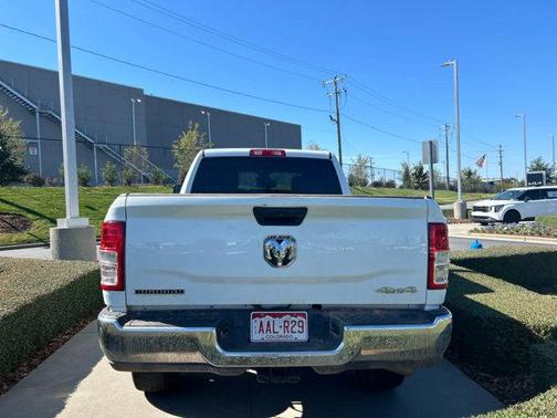 2024 RAM 2500 Big Horn Crew Cab 4x4 6'4' Box