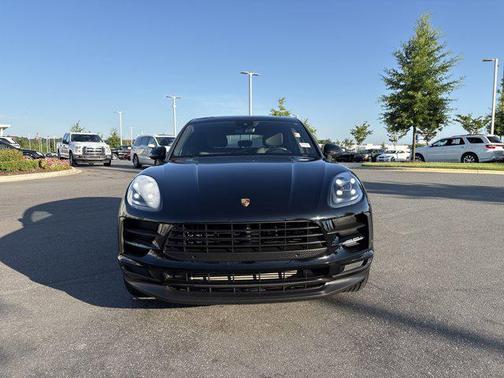 2020 Porsche Macan Base