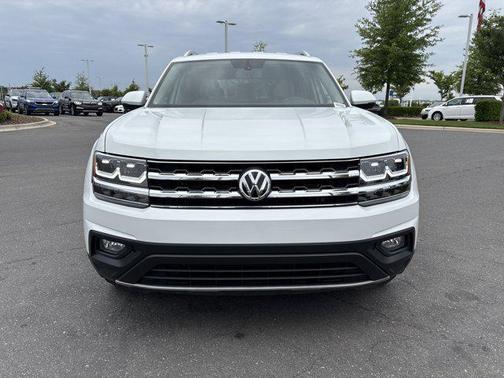 DEEP BLACK PEARL EFFECT 2019 Volkswagen Atlas 3.6L SE w/Technology