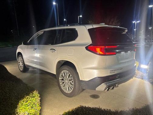 2024 GMC Acadia Denali