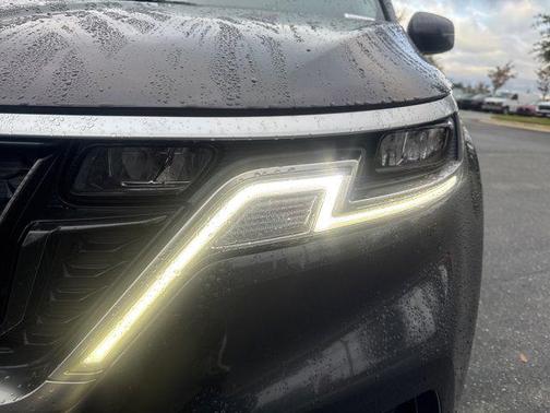 2023 Kia Carnival LX