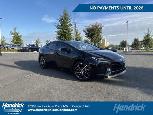 2025 Toyota Prius XLE