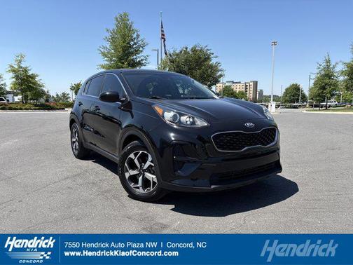 Black Cherry Pearl 2020 Kia Sportage LX