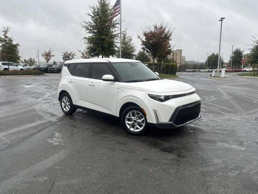 2025 Kia Soul LX