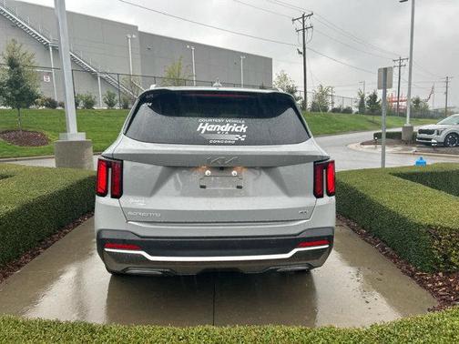 2025 Kia Sorento EX