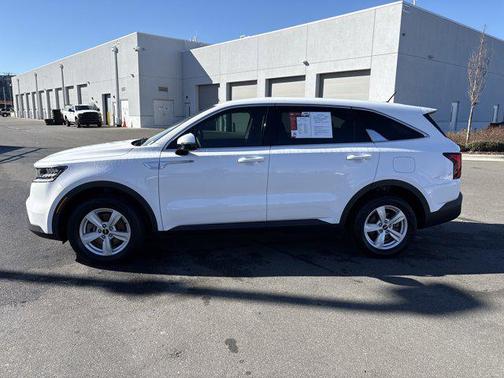 2022 Kia Sorento LX