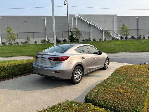 2015 Mazda Mazda3 i Touring