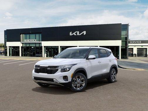 Snow White Pearl 2026 Kia Seltos LX