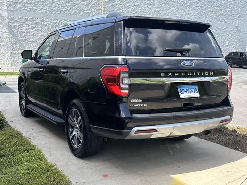 AGATE BLACK METALLIC 2024 Ford Expedition Limited