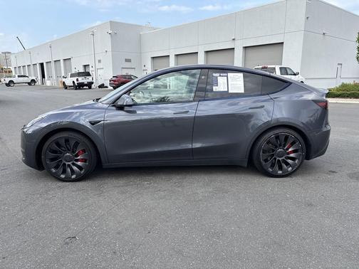 Gray 2023 Tesla Model Y Performance Dual Motor All-Wheel Drive