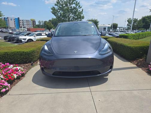 Gray 2023 Tesla Model Y Performance Dual Motor All-Wheel Drive