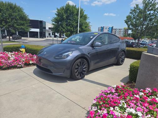 Gray 2023 Tesla Model Y Performance Dual Motor All-Wheel Drive