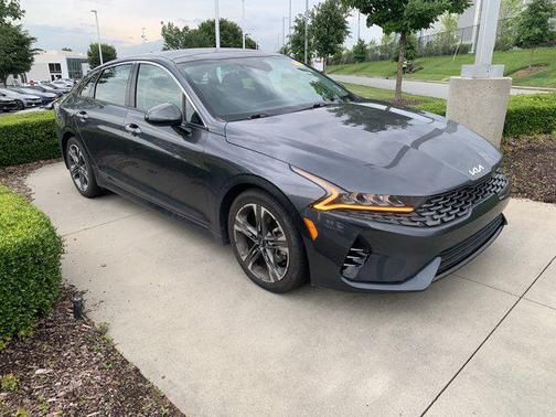 Gravity Gray 2022 Kia K5 EX