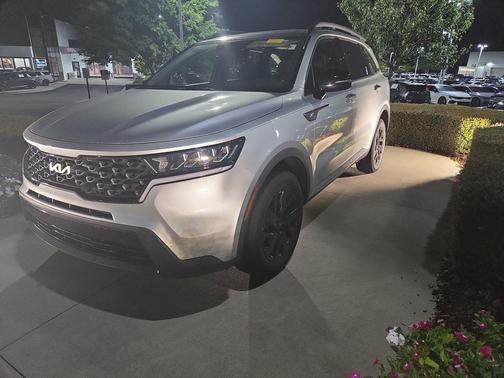 Sparkling Silver 2022 Kia Sorento S