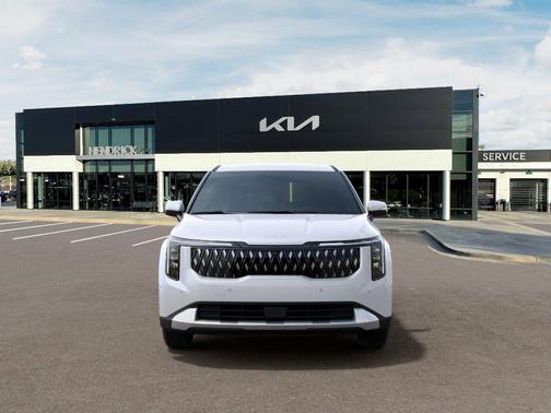 Snow White Pearl 2026 Kia Carnival EX