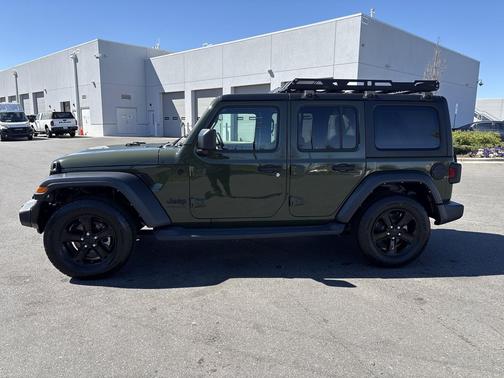 Sarge Green Clearcoat 2022 Jeep Wrangler Unlimited Sport Altitude