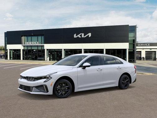 2026 Kia K5 LXS FWD