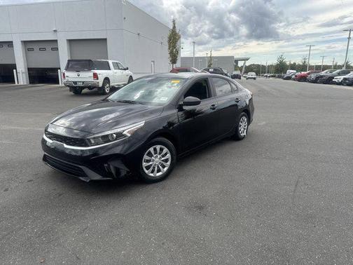 2023 Kia Forte LX