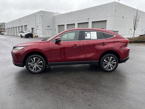 2023 Toyota Venza LE