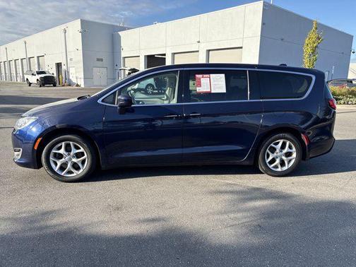 2019 Chrysler Pacifica Touring Plus