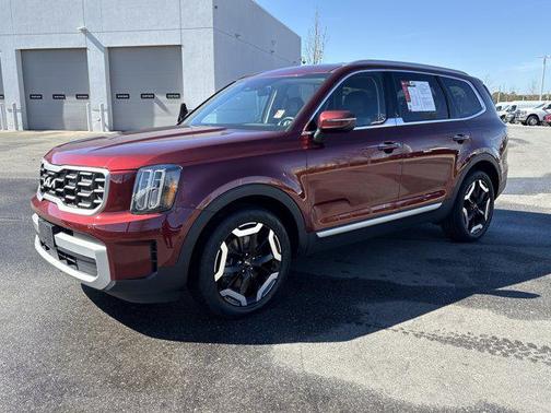 2023 Kia Telluride S
