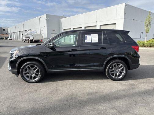 Crystal Black Pearl 2023 Honda Passport AWD EX-L