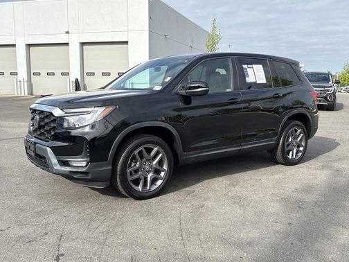 Crystal Black Pearl 2023 Honda Passport AWD EX-L